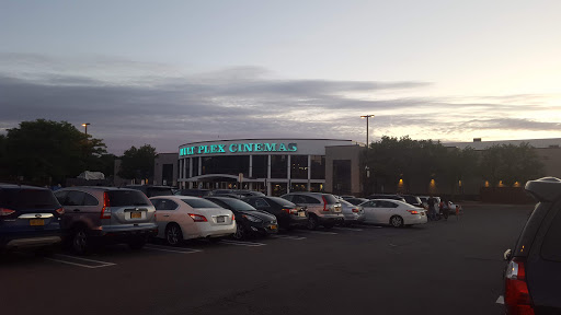 Movie Theater «Cross County Multiplex Cinemas», reviews and photos, 2 South Dr, Yonkers, NY 10704, USA