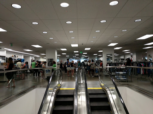 Department Store «Nordstrom Rack Newbury», reviews and photos, 497 Boylston St, Boston, MA 02116, USA