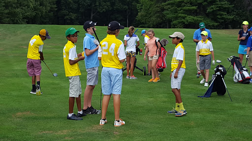 Golf Course «Tunxis Country Club», reviews and photos, 87 Town Farm Rd, Farmington, CT 06032, USA