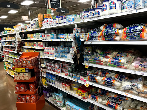 Grocery Store «Kroger», reviews and photos, 704 Euclid Ave, Lexington, KY 40502, USA