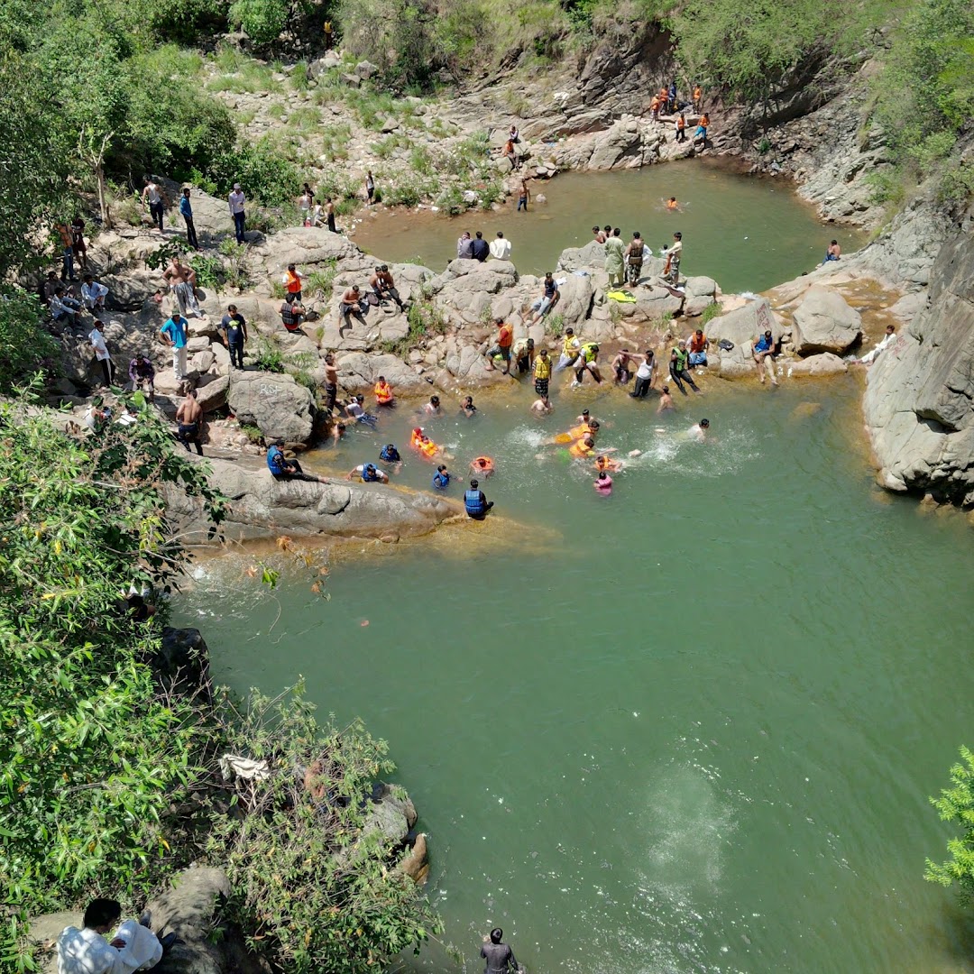 Neela Sandh Picnic Point