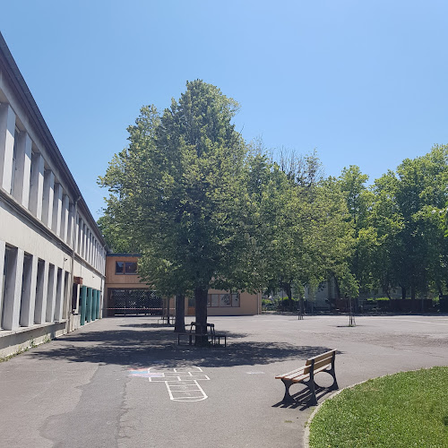 École primaire Groupe Scolaire Jean Racine Grenoble