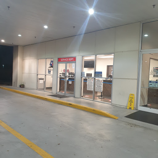 Auto Repair Shop «Texas Direct Auto Care», reviews and photos, 12057 Southwest Fwy, Stafford, TX 77477, USA