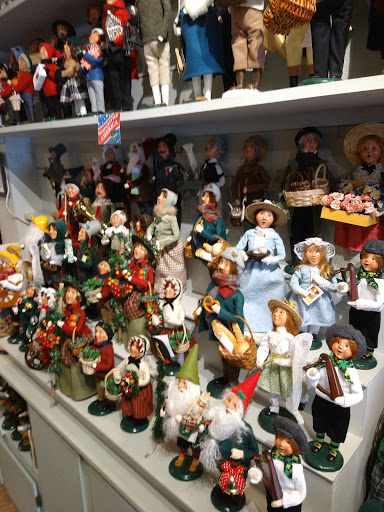 Candy Store «Wayside Country Store», reviews and photos, 1015 Boston Post Rd E #1, Marlborough, MA 01752, USA