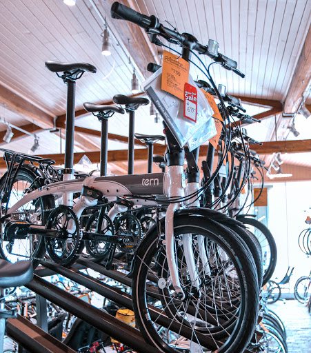 Bicycle Store «Motorless Motion Bicycles», reviews and photos, 640 W Washington Ave, Madison, WI 53703, USA
