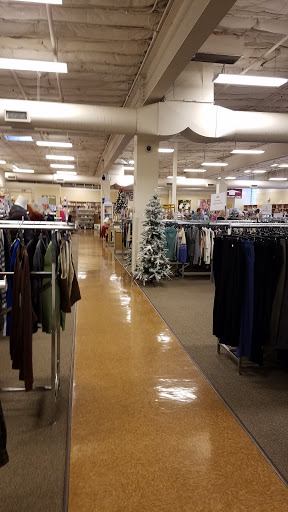 Thrift Store «ditto Upscale Resale of NJ», reviews and photos, 965 Belmont Ave, North Haledon, NJ 07508, USA