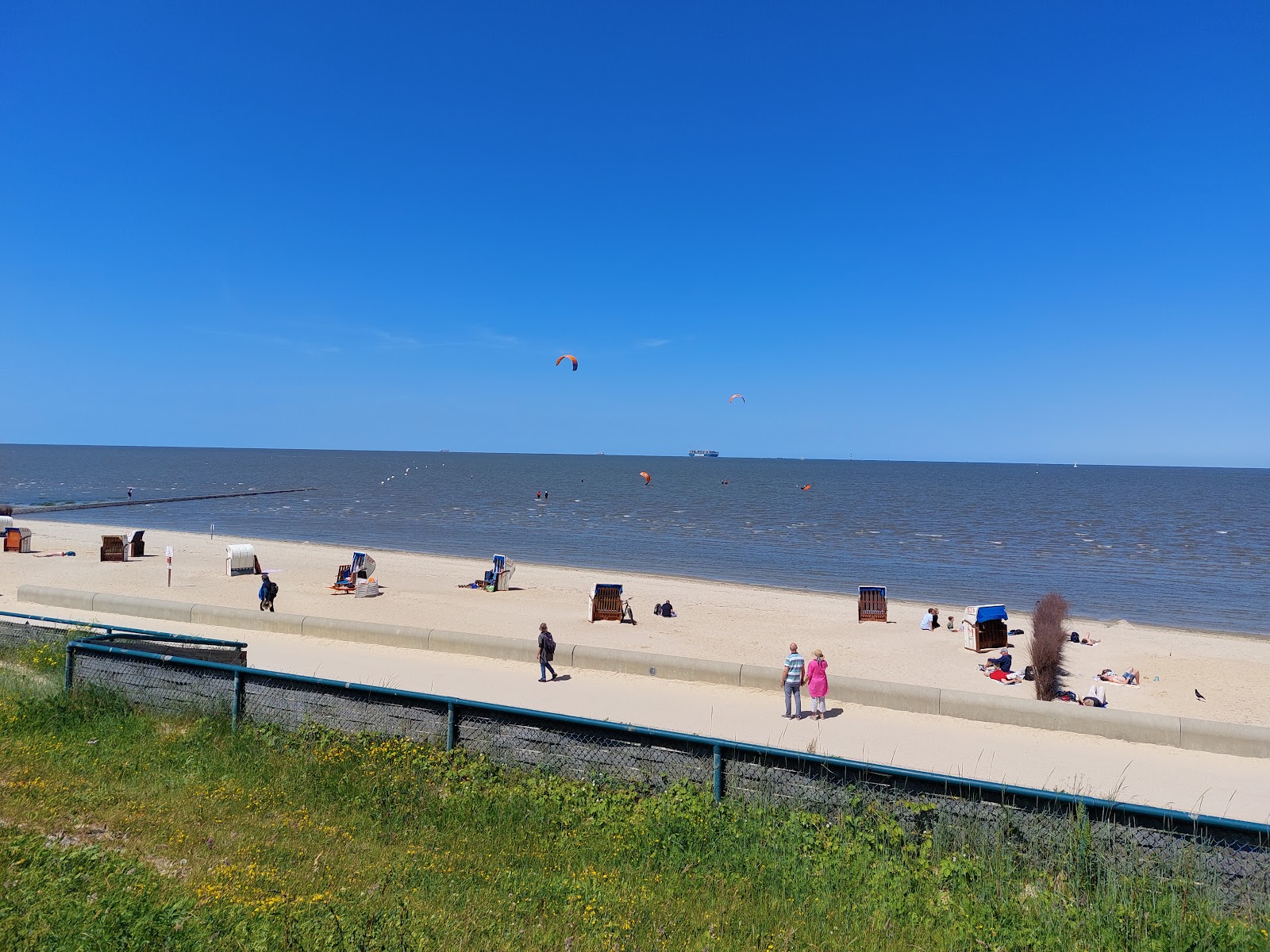 Foto av Otterndorf stranden med lång rak strand