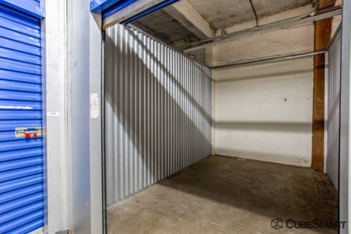 Self-Storage Facility «CubeSmart Self Storage», reviews and photos, 15 Hale St, Haverhill, MA 01830, USA