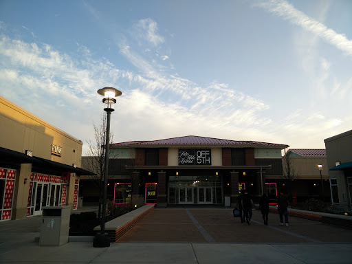 Department Store «Saks OFF 5TH», reviews and photos, 1650 Premium Outlet Blvd #1600, Aurora, IL 60502, USA