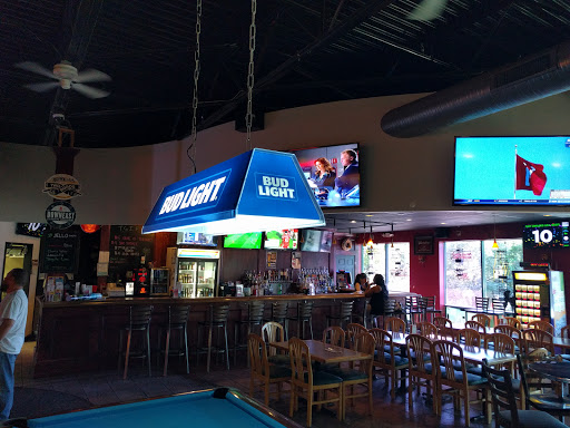 Bar «TCB Bar & Billiards», reviews and photos, 348 Sackett Point Rd, North Haven, CT 06473, USA