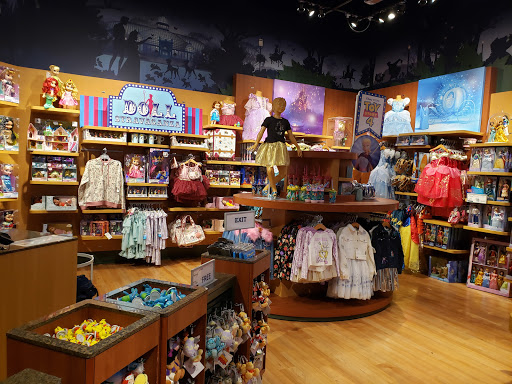 Toy Store «Disney Store», reviews and photos, 1500 Polaris Pkwy, Columbus, OH 43240, USA