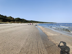 Jaunkemeru pludmale'in fotoğrafı çok temiz temizlik seviyesi ile