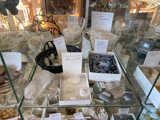 Book Store «White Light Books», reviews and photos, 1464 Park Ave, Cranston, RI 02920, USA