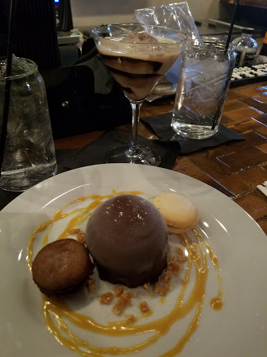 Restaurant «BROWNDOG Barlor», reviews and photos, 33314 Grand River Ave, Farmington, MI 48336, USA