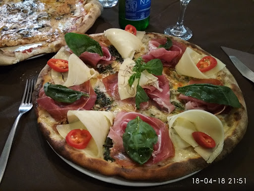 7+ Nicolosi Ristorante Pizzeria in Nicolosi, Città Metropolitana di Catania