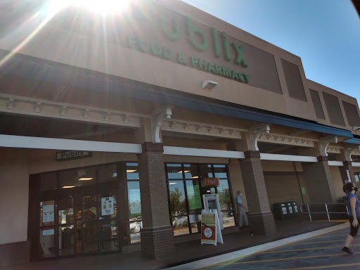 Publix Pharmacy at Village at Glynn Place, 171 Village At Glynn Pl #100, Brunswick, GA 31525, USA, 