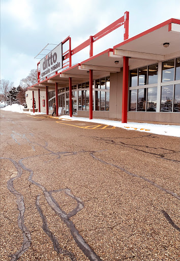 Thrift Store «Ditto Upscale Resale», reviews and photos, 571 E 8th St, Holland, MI 49423, USA