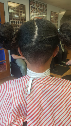 Barber Shop «Chris Cuttz Barbershop», reviews and photos, 141 Main St, Chester, NY 10918, USA