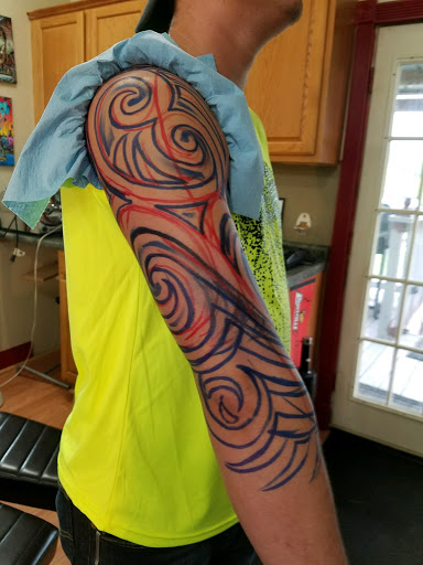 Tattoo Shop «Grasshopper Tattoo Studio», reviews and photos, 8805 IN-64, Georgetown, IN 47122, USA