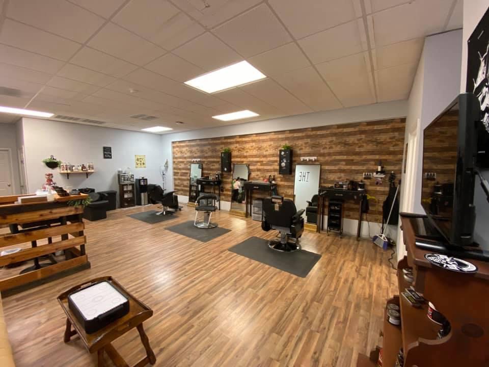 The Lounge Barbershop Salon and Spa 30535