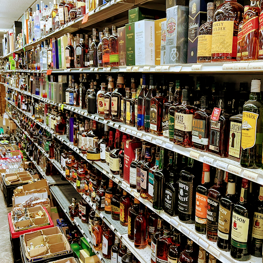 Liquor Store «D & M Liquor Store», reviews and photos, 595 Ralph David Abernathy Blvd, Atlanta, GA 30312, USA