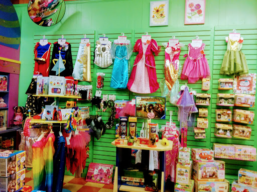 Toy Store «Alakazam Toys & Gifts», reviews and photos, 100 E Main St, Charlottesville, VA 22902, USA