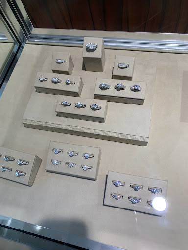 Jeweler «Peter & Co Jewelers», reviews and photos, 32020 Walker Rd, Avon Lake, OH 44012, USA