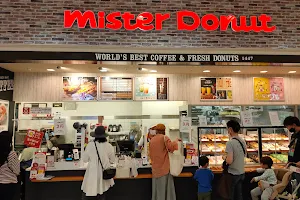 Mister Donut image