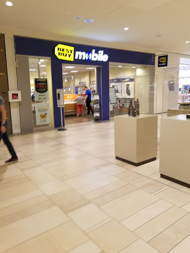 Cell Phone Store «Best Buy Mobile», reviews and photos, 12313 Wayzata Blvd #1065, Minnetonka, MN 55305, USA