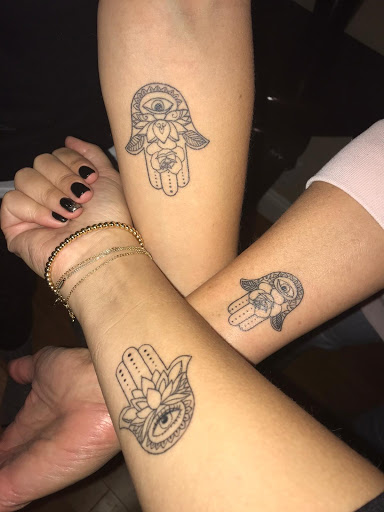 Tattoo Shop «The Honorable Society tatoo parlor and lounge», reviews and photos, 8424 Santa Monica Blvd # B, West Hollywood, CA 90069, USA