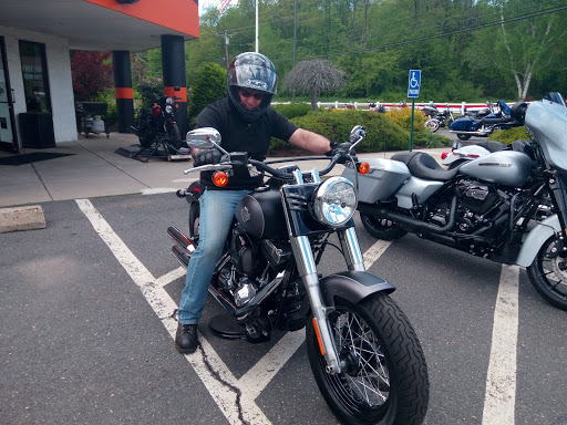 Harley-Davidson Dealer «Harley-Davidson of Southampton», reviews and photos, 17 College Hwy, Southampton, MA 01073, USA