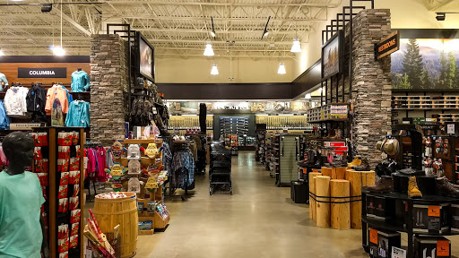 Outdoor Sports Store «Field & Stream», reviews and photos, 3851 Chapel Ln, Hoover, AL 35244, USA