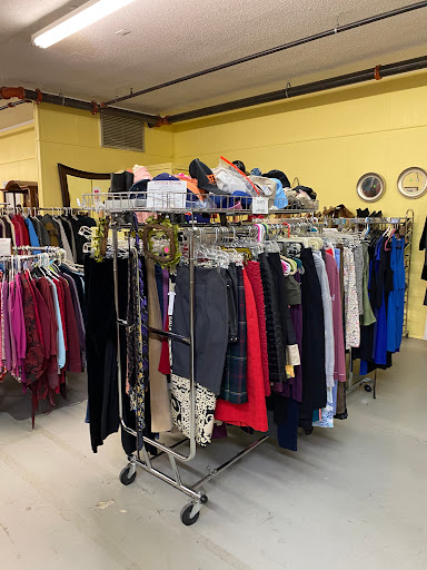 Second Hand Store «Animal Helpers ReTAIL», reviews and photos, 1601 Savannah Hwy, Charleston, SC 29407, USA