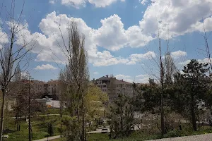 Münir Özkul Parkı image