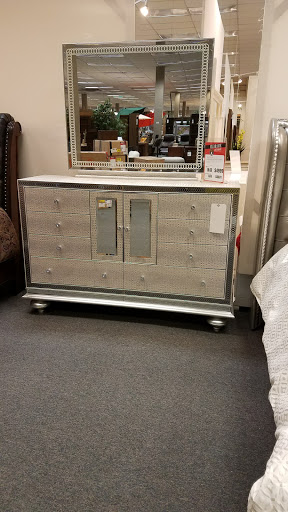 Furniture Store «The Dump Furniture Outlet», reviews and photos, 5700 NJ-42, Turnersville, NJ 08012, USA