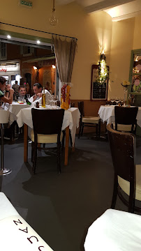 Atmosphère du Restaurant Bistro Chez Jules à Antibes - n°11