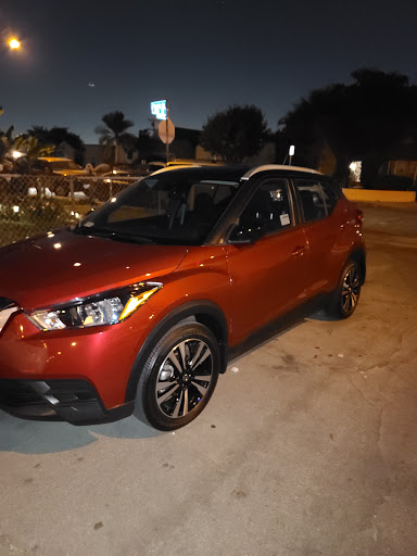 Nissan Dealer «Nissan of Duarte», reviews and photos, 1434 Buena Vista St, Duarte, CA 91010, USA