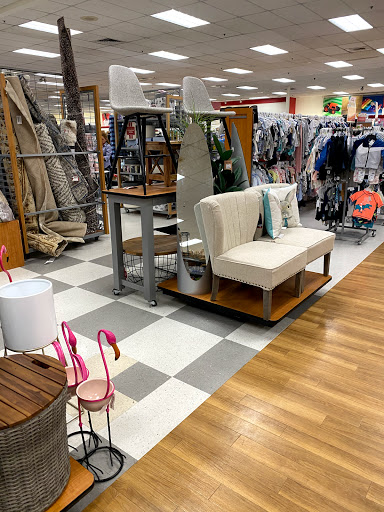 Department Store «T.J. Maxx», reviews and photos, 3355 Rosecrans St, San Diego, CA 92110, USA