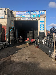 Kingston Tyres & Puncture Repairs and car wash