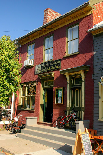 Shepherdstown Pedal & Paddle, 115 W German St, Shepherdstown, WV 25443, USA, 