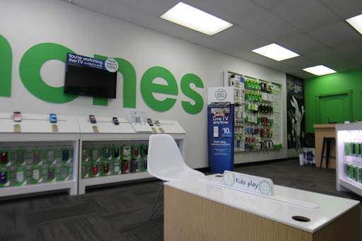 Cell Phone Store «Cricket Wireless Authorized Retailer», reviews and photos, 547 S Riverside Ave, Rialto, CA 92376, USA