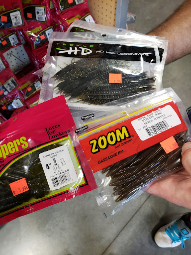 Sporting Goods Store «Sportsmans Factory Outlet», reviews and photos, 3031 N Martin Ave, Springfield, MO 65803, USA