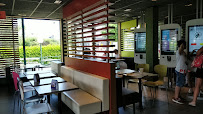 Atmosphère du Restauration rapide McDonald's à Ségny - n°1