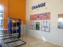 Vermont Free Dry Coin Laundry & Car Wash - Photo 4 - Car repair in Los Angeles, CA, Torrance