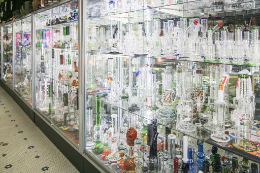 Tobacco Shop «Keep Sake Smoke Shop», reviews and photos, 253 W Yosemite Ave, Manteca, CA 95336, USA