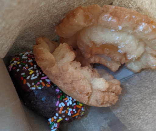 Breakfast Restaurant «Flakey Cream Do-Nuts & Coffee Shop», reviews and photos, 441 Center St, Healdsburg, CA 95448, USA