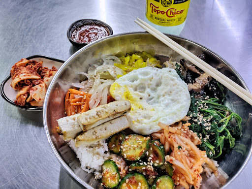 Restaurant «Chas Market & Kitchen», reviews and photos, 1431 N Pine St, San Antonio, TX 78208, USA