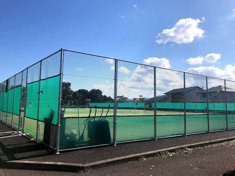 岡ノ下公園 テニスコート