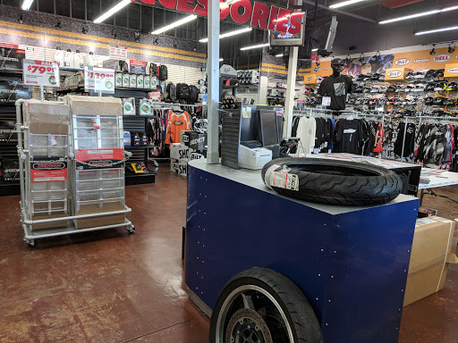 Motorcycle Parts Store «Cycle Gear», reviews and photos, 11702 Beach Blvd #105/106, Jacksonville, FL 32246, USA