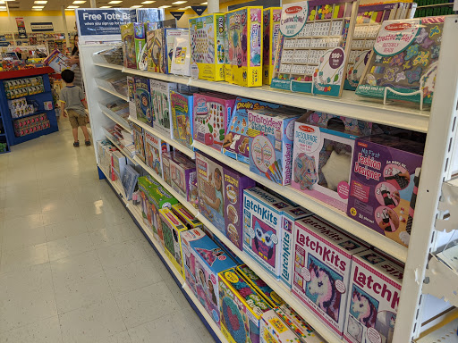 Educational Supply Store «Lakeshore Learning Store», reviews and photos, 7009 Manchester Blvd A, Alexandria, VA 22310, USA